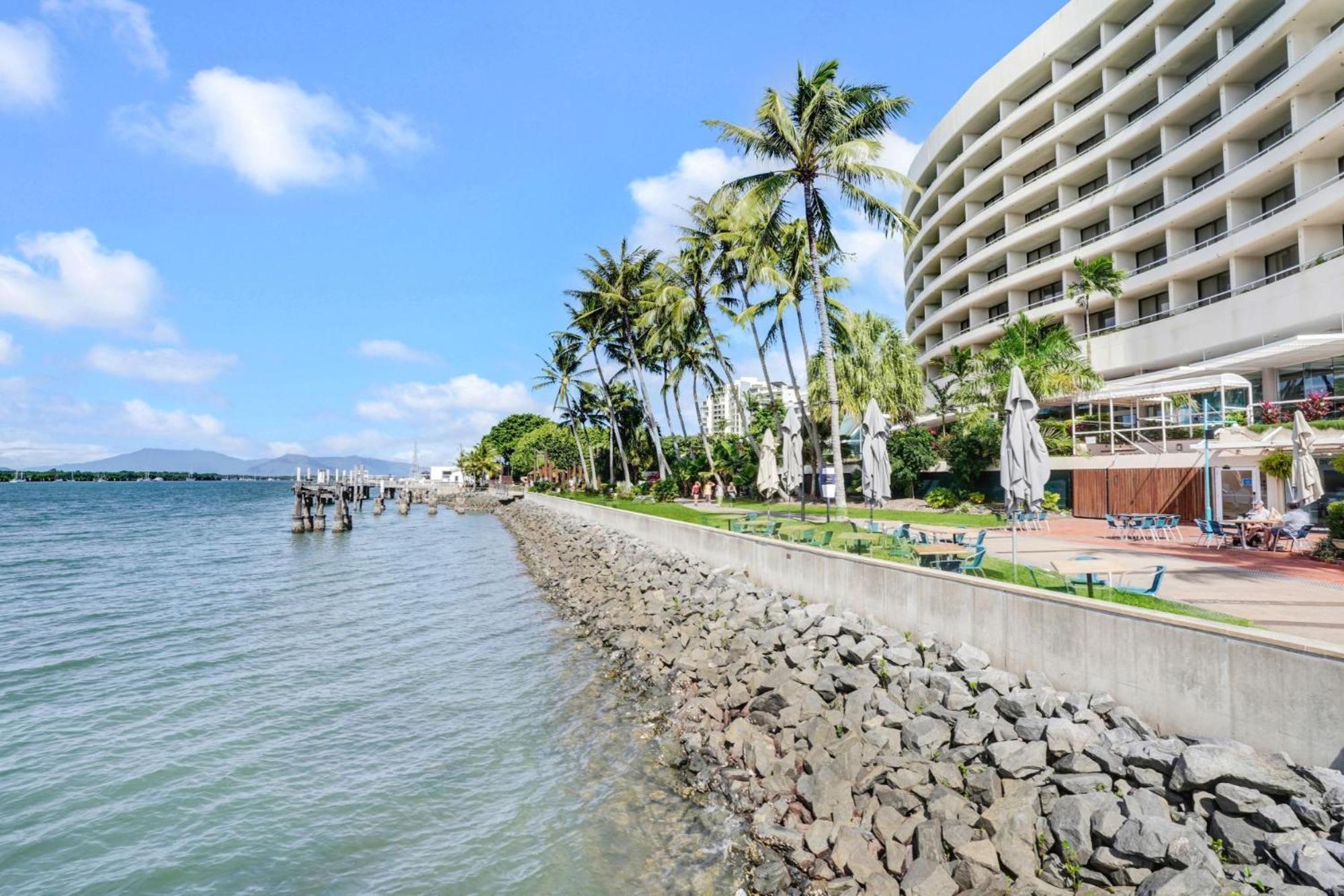 602 Harbour Lights With Ocean Views Hotel Cairns Kamer foto